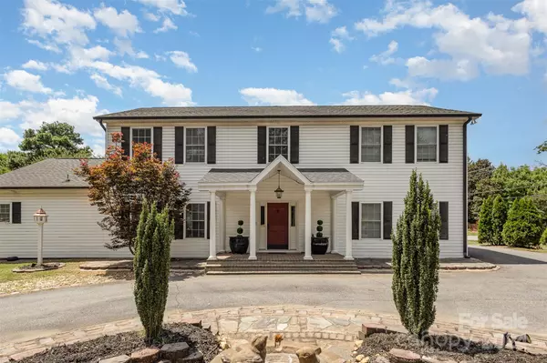 20233 Biscayne DR, Cornelius, NC 28031