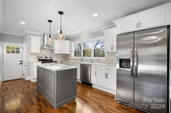 Taylorsville, NC 28681,320 2nd ST