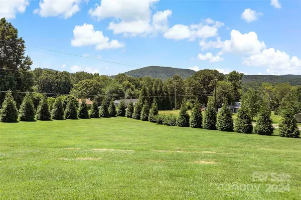 Marion, NC 28752,1512 Zion Hill RD