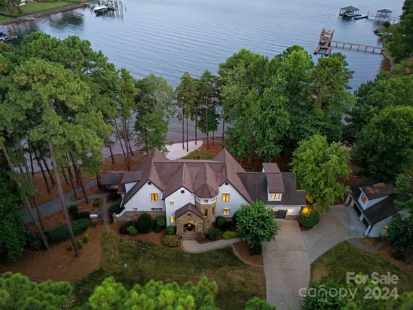 213 Tuskarora TRL, Mooresville, NC 28117