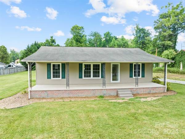 Marion, NC 28752,9306 Montford Cove RD