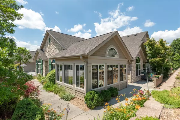 Flat Rock, NC 28731,170 Summerfield PL