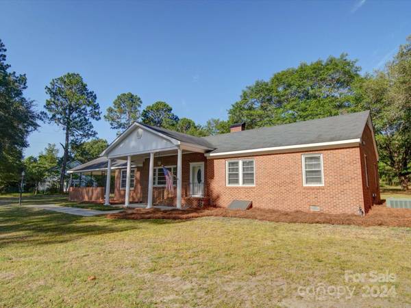 2384 Hwy 52 HWY S, Cheraw, SC 29520