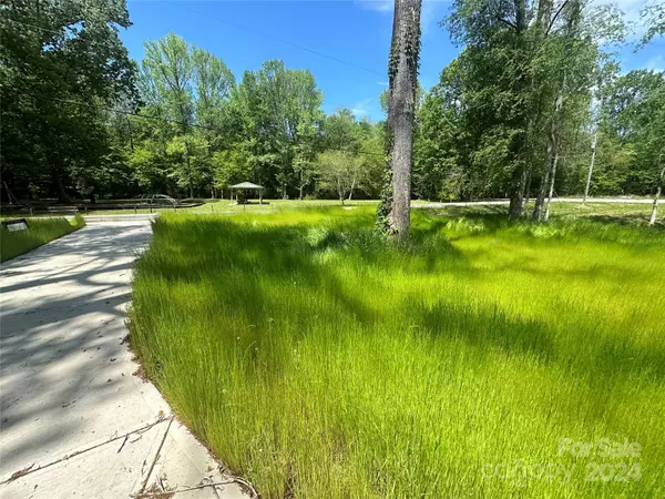 Lancaster, SC 29720,1025 Shady LN