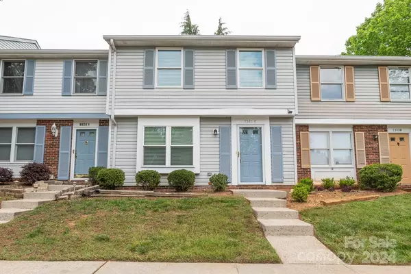 7340 Pebblestone DR #C, Charlotte, NC 28212