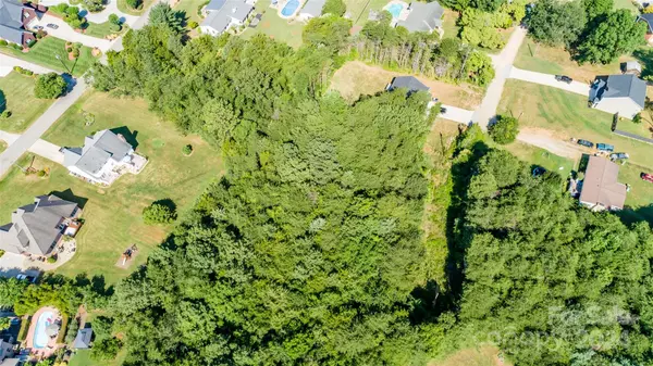 Mooresville, NC 28117,138 Continental DR