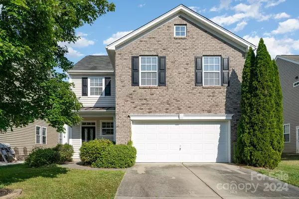 Davidson, NC 28036,3367 Streamside DR