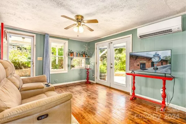 Marion, NC 28752,119 Seagle ST