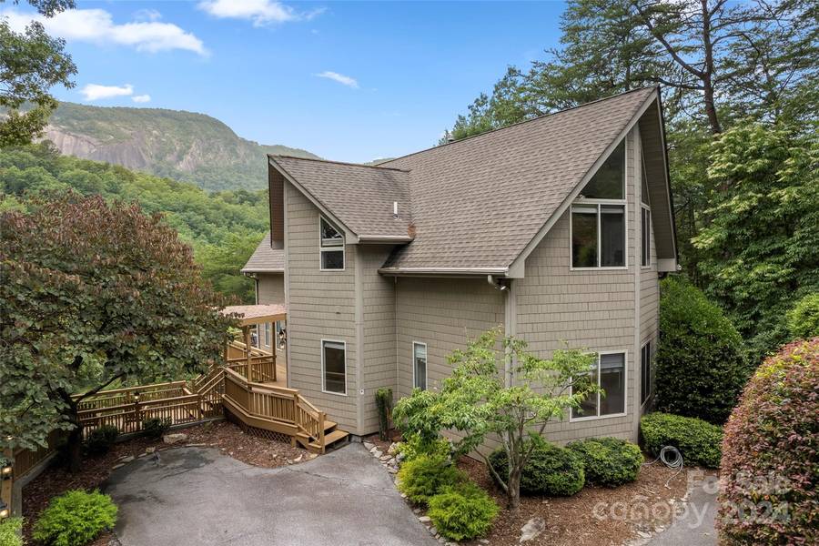 461 Fairway DR, Lake Lure, NC 28746