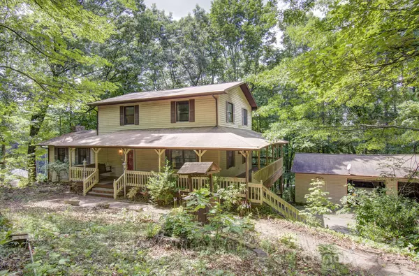 29 Coffey CIR, Asheville, NC 28806