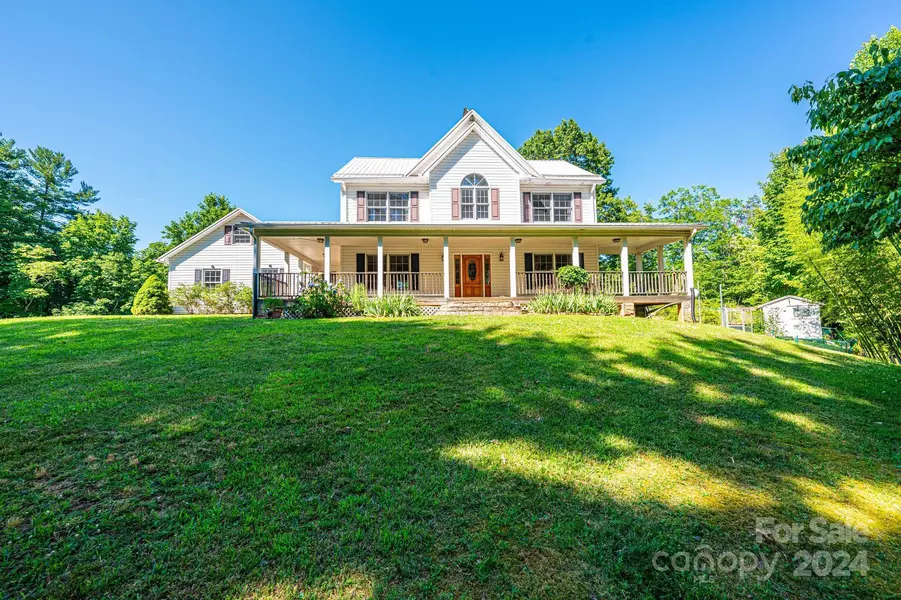 1664 Ticknock WAY, Lenoir, NC 28645