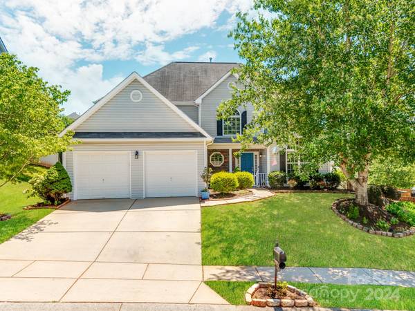 1650 Woods LN,  Denver,  NC 28037