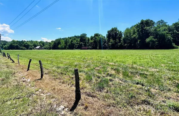 Marion, NC 28752,145 Lost Cove DR
