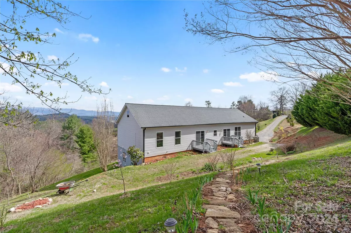 Marshall, NC 28753,164 Marvin Edwards RD