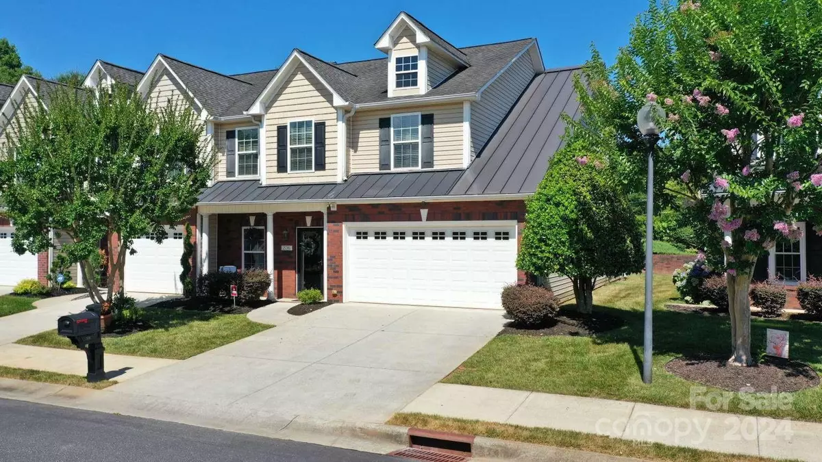 Hickory, NC 28602,2016 Talbot LN