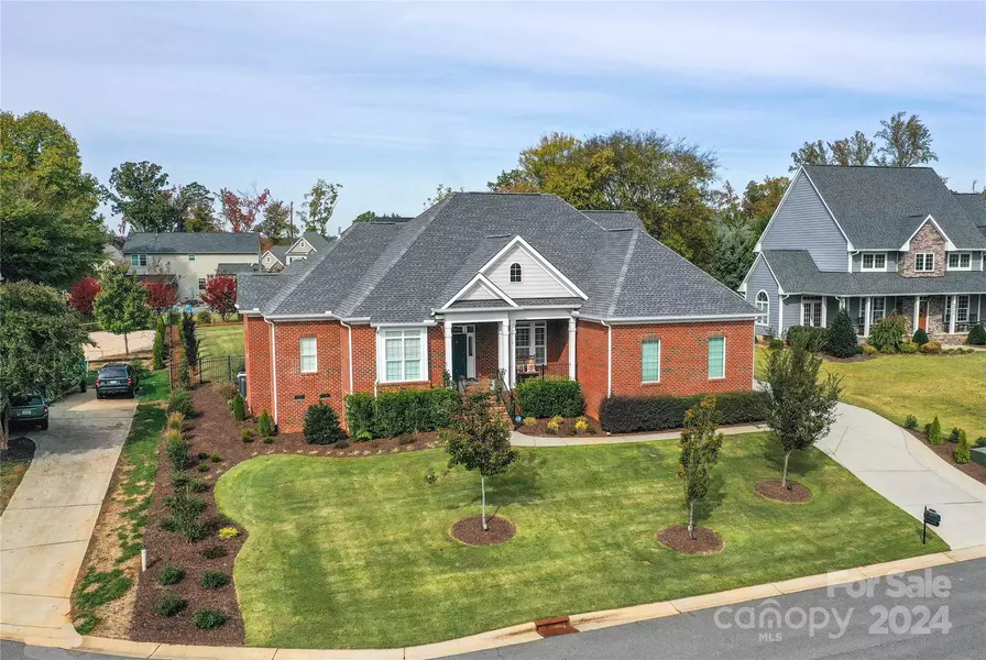 2014 Colchester CT, Belmont, NC 28012