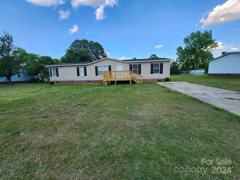 2529 Carriage RD, Fayetteville, NC 28312