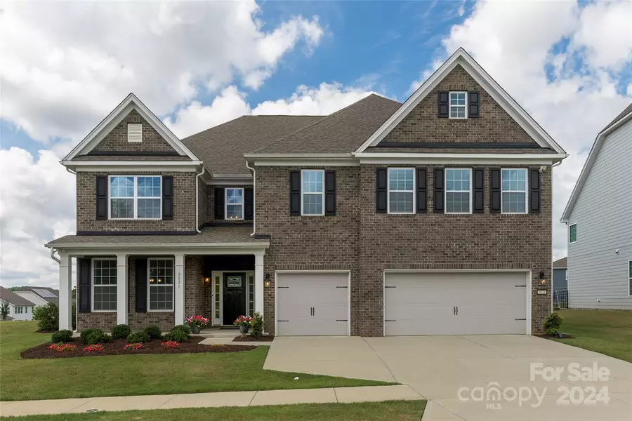 6021 Willow Pin LN, Huntersville, NC 28078