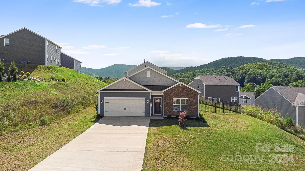 Weaverville, NC 28787,127 Amblers Knoll RD