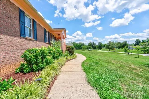 Kings Mountain, NC 28086,1427 Bethlehem RD