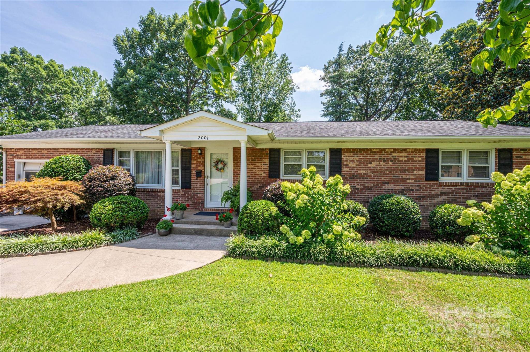 Gastonia, NC 28054,2001 Willimax AVE