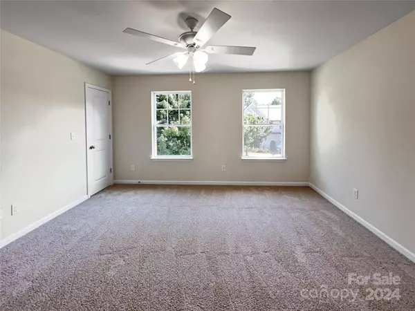 Mount Holly, NC 28120,Address not disclosed