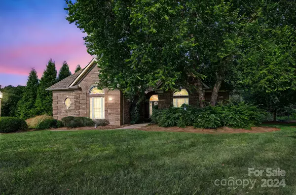 Harrisburg, NC 28075,8055 Torquay DR