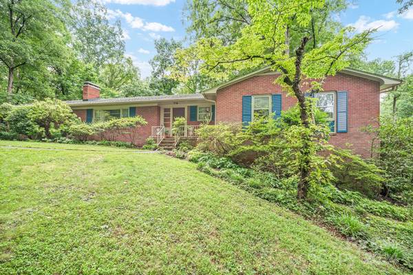 124 Woodvale CIR, Lincolnton, NC 28092