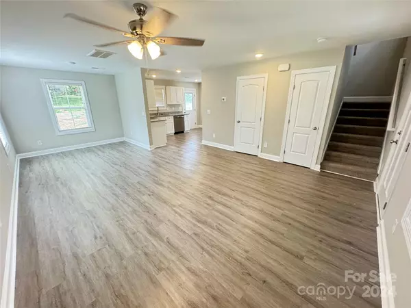 Kannapolis, NC 28081,1408 Mason ST