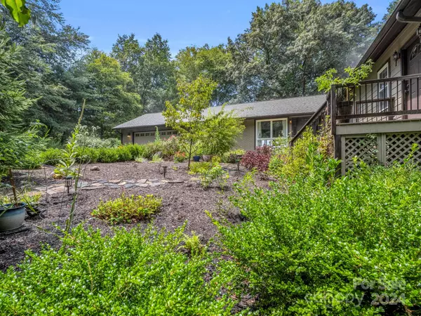 Hendersonville, NC 28739,240 Grand Vista CT