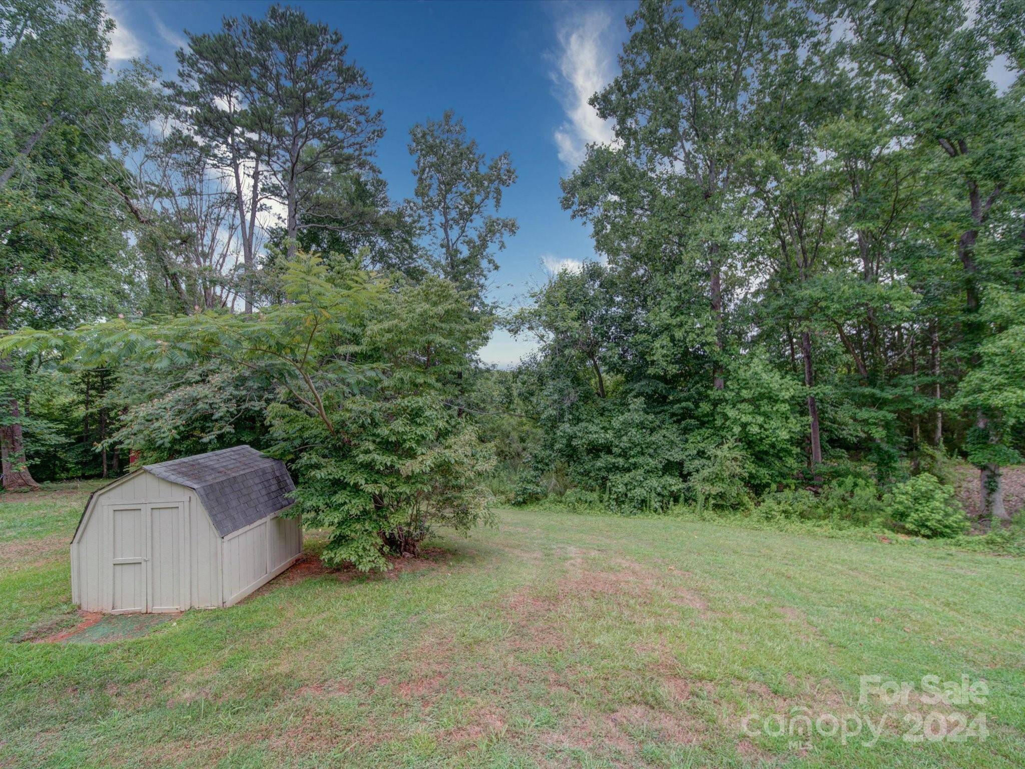 Kannapolis, NC 28083,5445 Whiting AVE