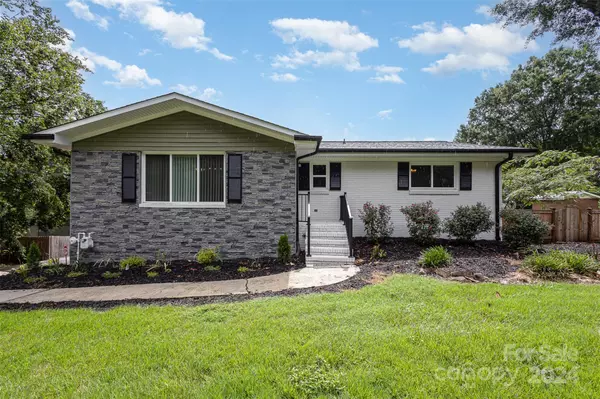 227 Laverne DR SW, Concord, NC 28025