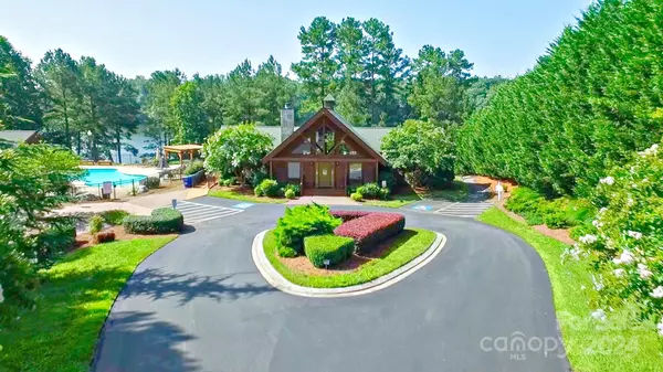 Granite Falls, NC 28630,5477 Bridgewater DR