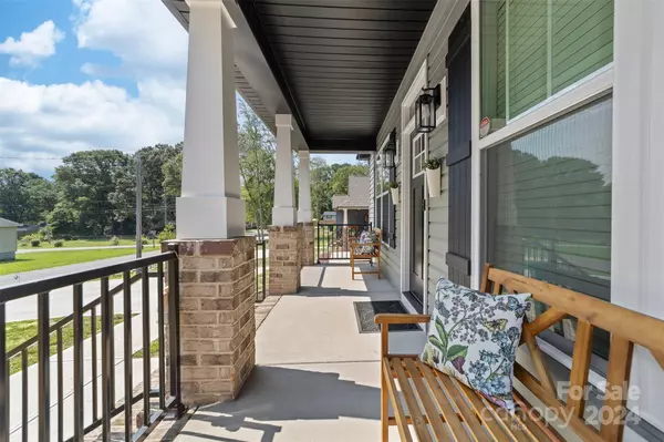 Dallas, NC 28034,213 Spargo ST S