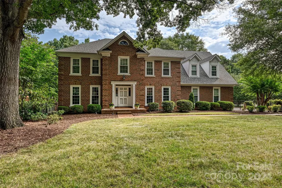 5606 Hillingdon RD, Charlotte, NC 28226