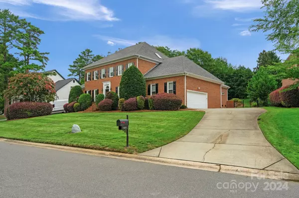 Charlotte, NC 28210,9400 Tresanton DR