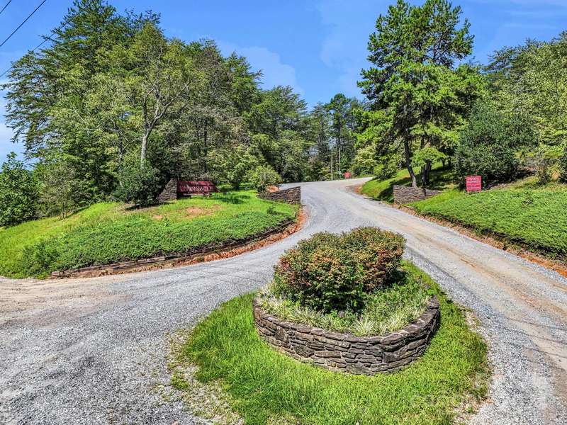 22-B Pinnacle Pkwy, Union Mills, NC 28167