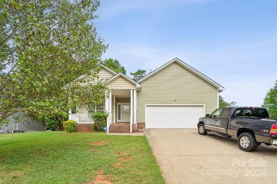 325 Buford DR, Landis, NC 28088