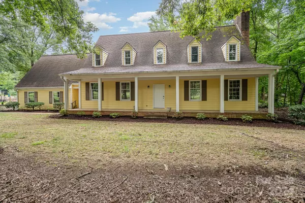 2747 Rolling Hills DR, Monroe, NC 28110