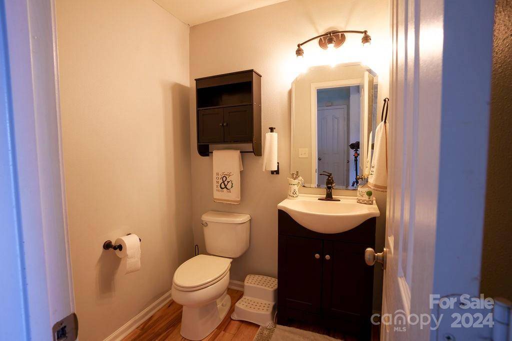 Charlotte, NC 28216,9310 Carrot Patch DR