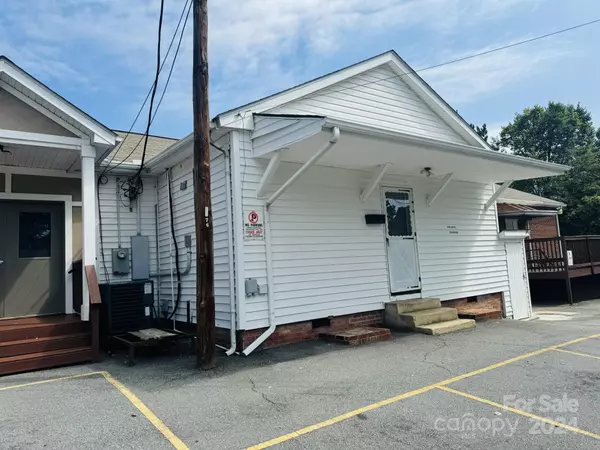 Kannapolis, NC 28083,500 Louise AVE