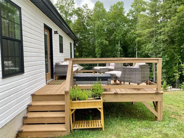 Lenoir, NC 28645,1213 Winter PL SW