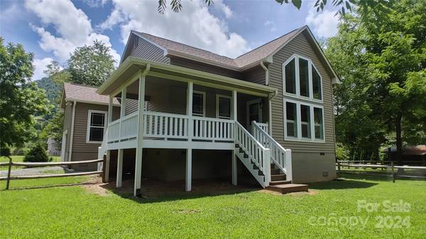 283 Bugle Boy DR, Cullowhee, NC 28723