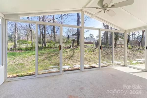 Clemmons, NC 27012,2875 Sawan CT