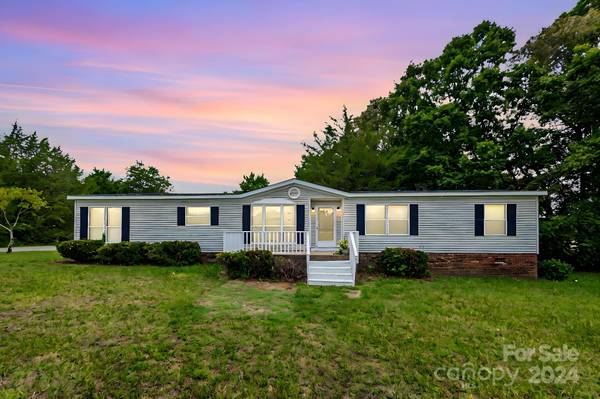 526 Old Lincolnton Crouse RD, Lincolnton, NC 28092