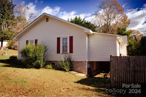 Rutherfordton, NC 28139,187 Westview ST