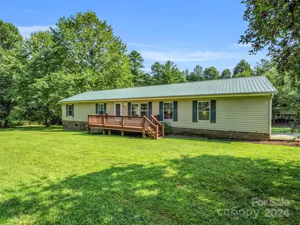 Zirconia, NC 28790,23 Leafwood LN