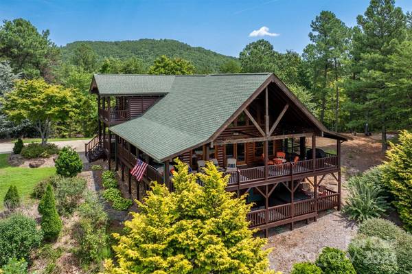 3918 Skyline DR,  Morganton,  NC 28655