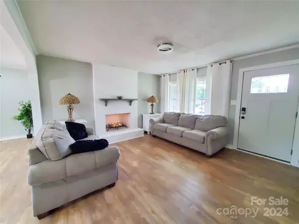 Lincolnton, NC 28092,1616 Home TRL