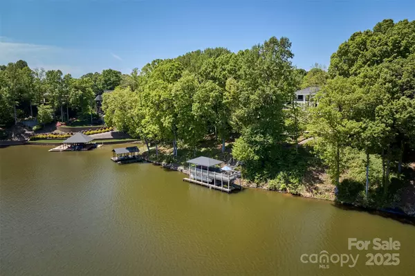 Shelby, NC 28150,104 Hidden Cove DR